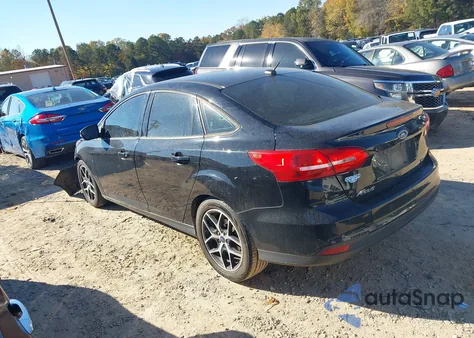 2018 Ford Focus Sel z USA, uszkodzony, nr VIN 1FADP3H25JL226609